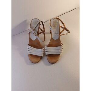 Vtg FAMOLARE Get There ITALY 7.5N   White‎ Peep Toe Slingback Sandal